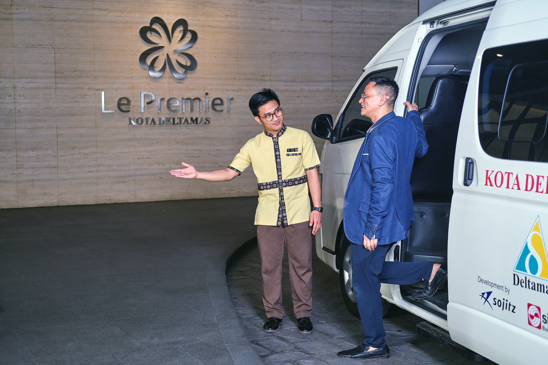 Free Shuttle at Le Premier Hotel Kota Deltamas