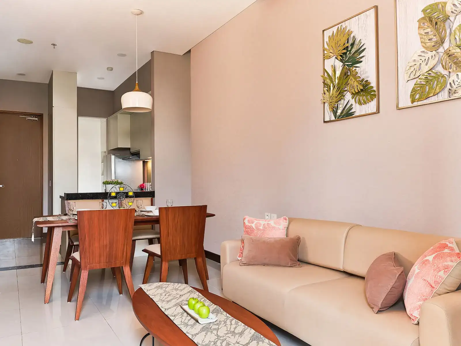 Le Premier Hotel Kota Deltamas - Junior Suite Room